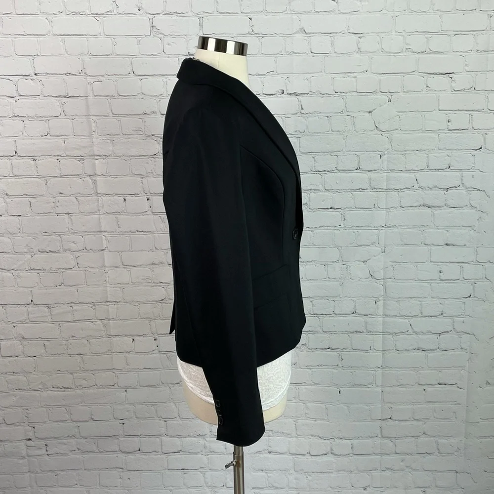 C&B Black Single Button Blazer Size Medium - Picture 4 of 10